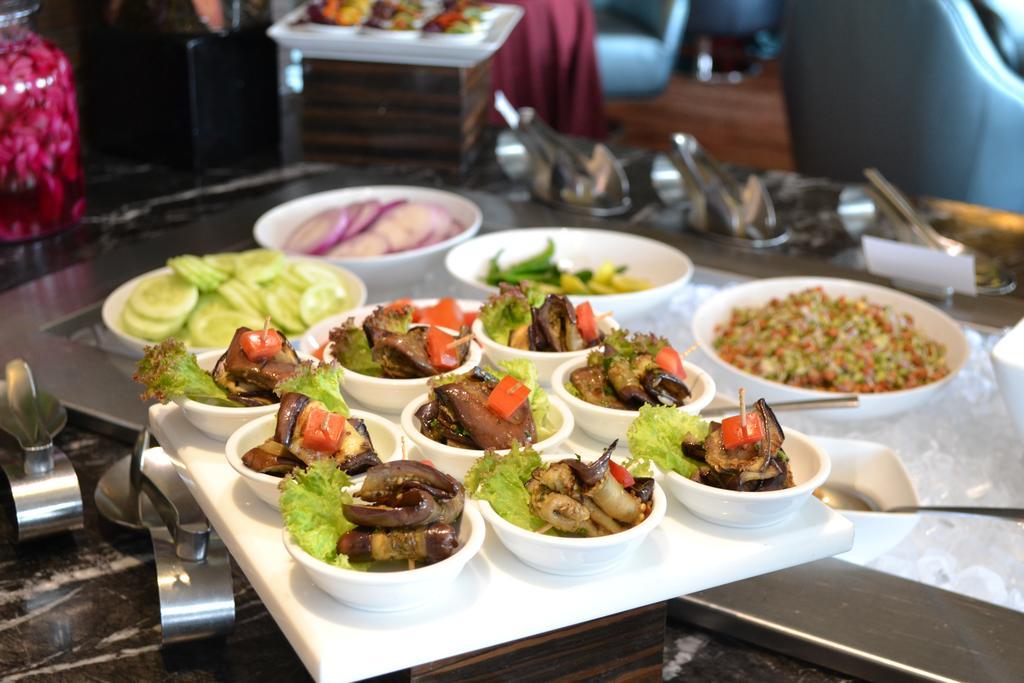 Courtyard By Marriott Bilaspur Exterior photo