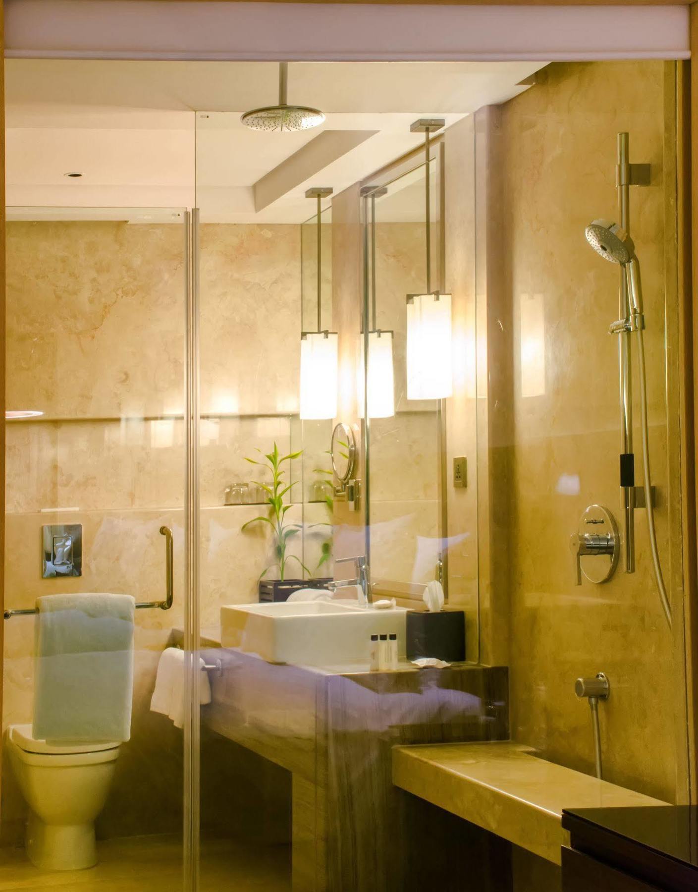 Courtyard By Marriott Bilaspur Exterior photo